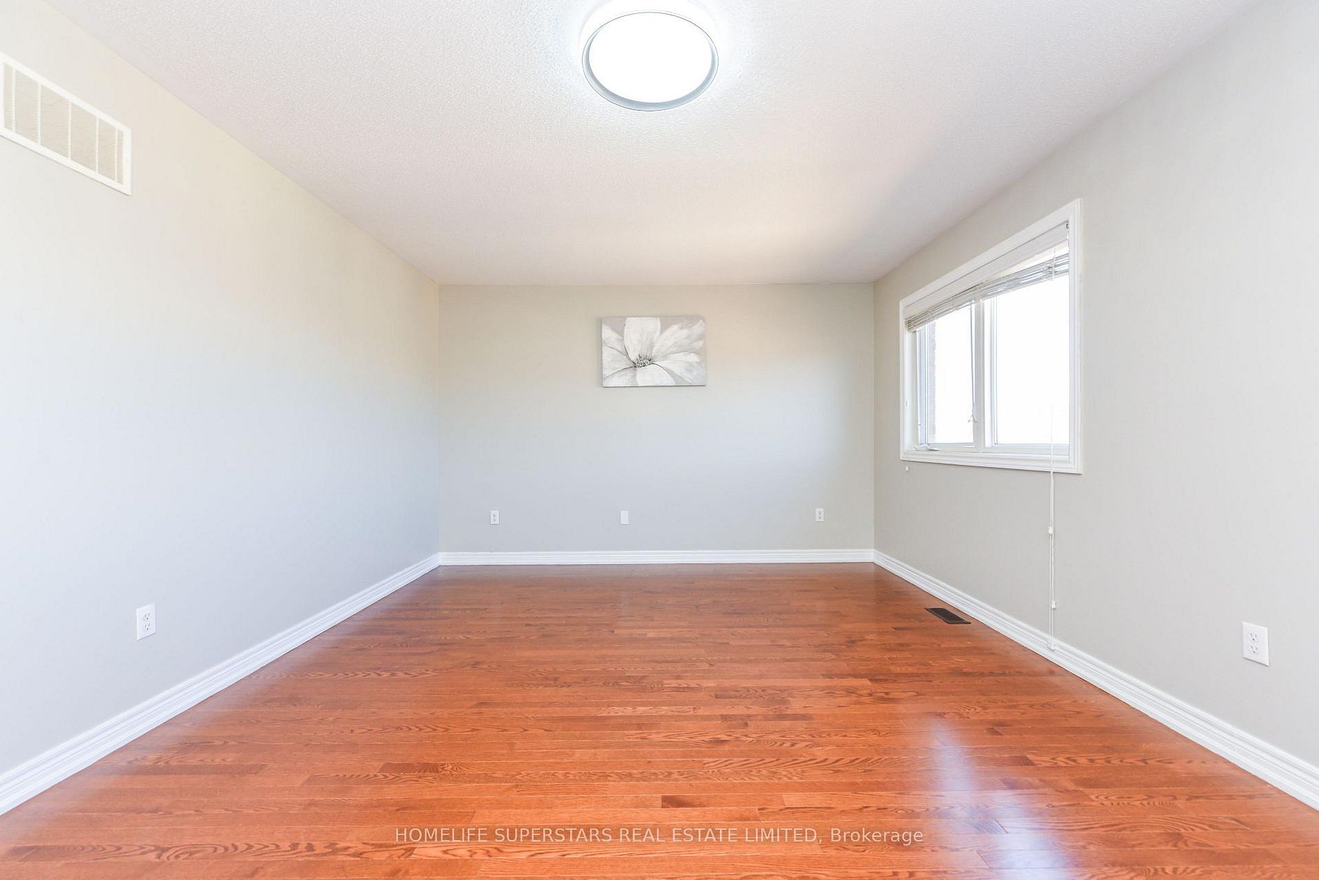 Resale Home, Detached, Legal Finished Basement, Brampton East, L6P 3L7 preview 5